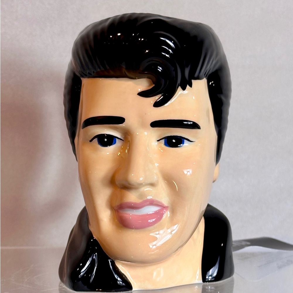 Elvis coffee mug- New